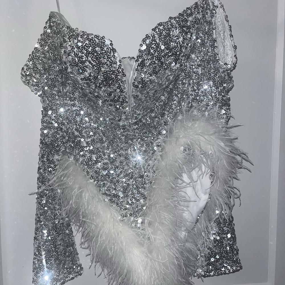 Sequin bodysuit brand new never worn
